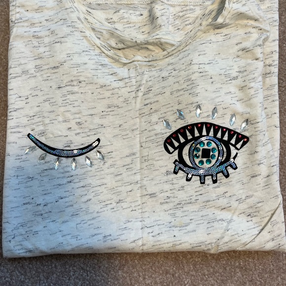 Cute eye T-shirt - Picture 1 of 2